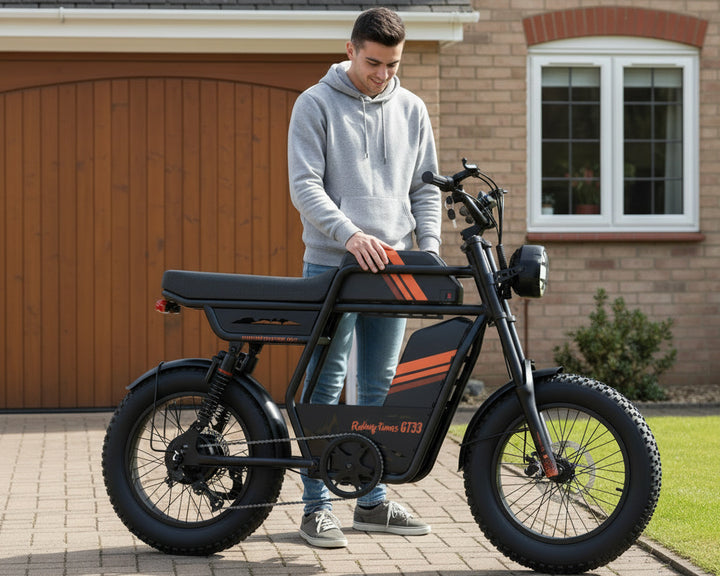 Person touching ridingtime GT33 in front of a house